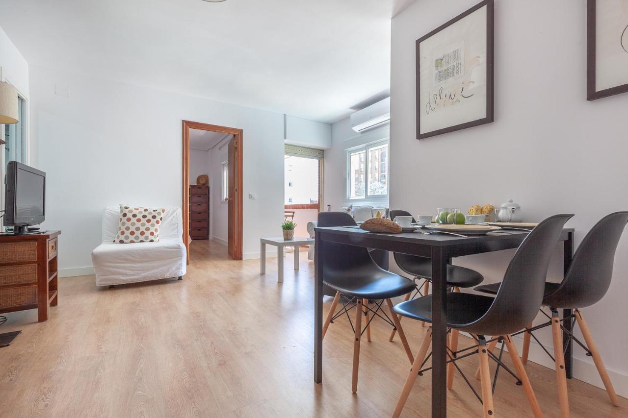 Apartamento Luminoso Y Acogedor En Sevilla. A/C. ภายนอก รูปภาพ